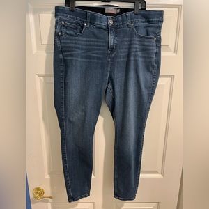 Torrid Bombshell Jeans size 20S
